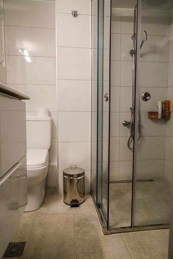 Newly Renovated Apartment 7 Min Walk From Acropolis Athens Exterior photo